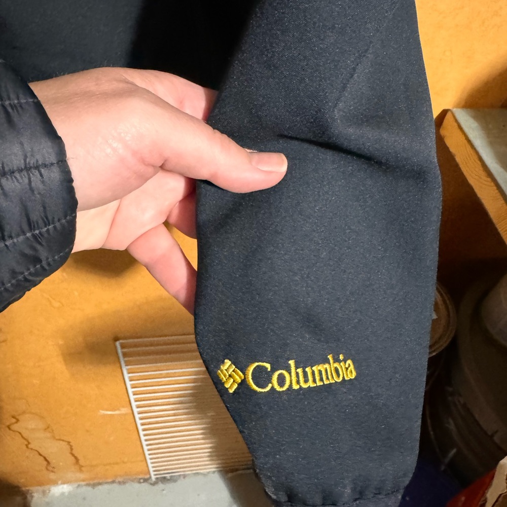 Iowa Hawkeyes Columbia Jacket Sz Xl - Picture 4 of 4